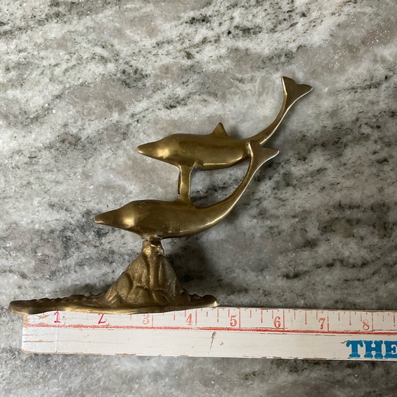 Vintage brass sculpture dolphins swimming - Picture 6 of 7